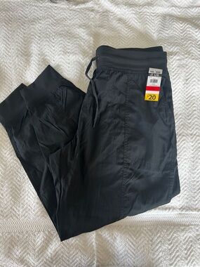 Woman’s Black Drawstring Active Pants - ACX
